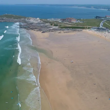 5 The Vista, Newquay - Short Walk To Beach - Free Parking And Wi-Fi - Stunning Views-3